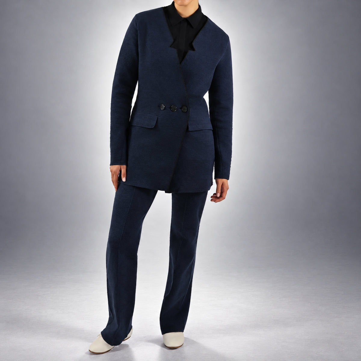 STANDISH. Dolores Blazer in Ink Navy, a knit blazer, worn, front view #color_ink navy